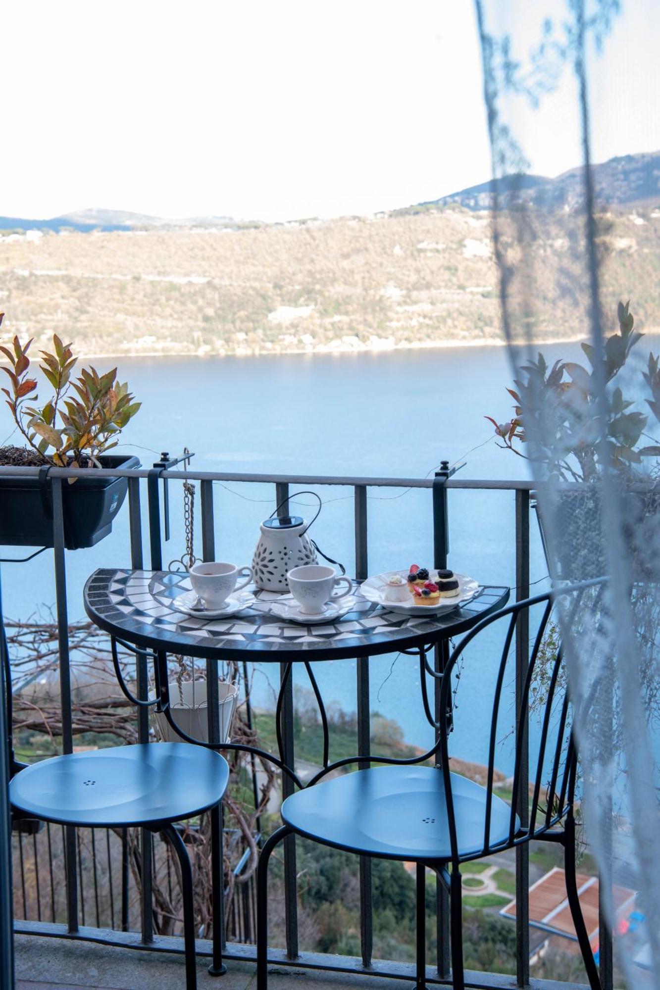 B&B Carpe Diem Vista Lago Castel Gandolfo Exteriér fotografie
