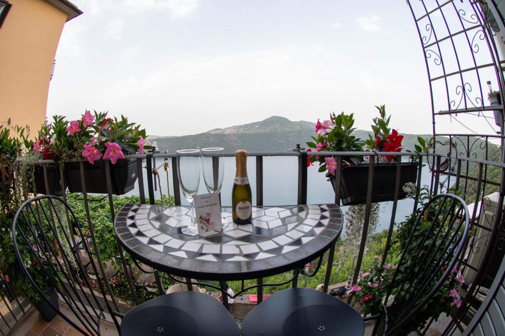 B&B Carpe Diem Vista Lago Castel Gandolfo Exteriér fotografie