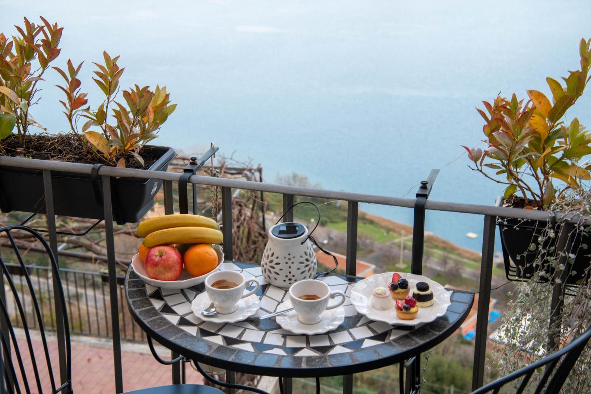 B&B Carpe Diem Vista Lago Castel Gandolfo Exteriér fotografie